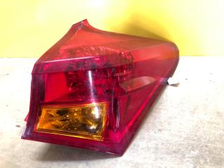 Фонарь наружный правый TOYOTA AURIS 13-18