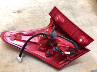 Фонарь наружный правый AURIS 13-18