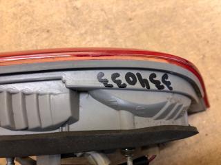 Фонарь внутренний левый CAMRY 40 06-11