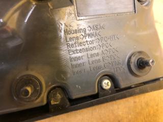 Фонарь внутренний правый RX350/450 09-15