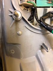 Фонарь наружный левый RX300/330/350/400 03-09