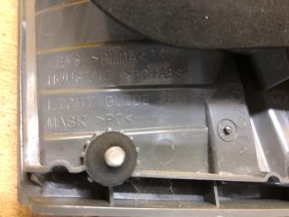 Фонарь внутренний левый AVENSIS 08-18