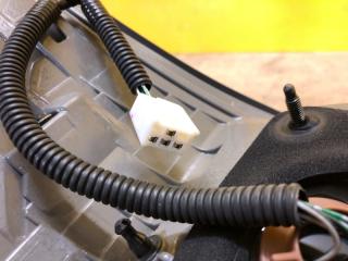 Фонарь наружный правый IS250/350 05-13