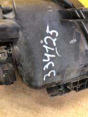 Фара левая RAV4 05-12