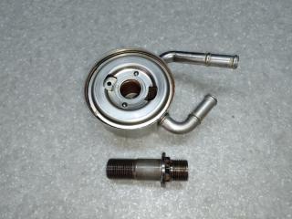 Теплообменник масляного фильтра NV200 USA 13- 2018 2.0 MR20DE