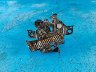 Замок капота PRIUS PLUS 11-14