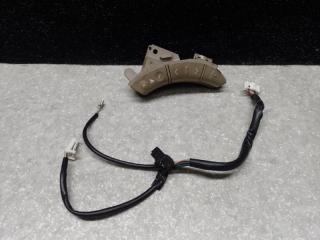 Кнопка управления магнитолой на руль TOYOTA SIENNA 03-10 2009 Б/У Кнопка управления магнитолой на руль TOYOTA SIENNA 03-10 2009