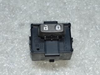 Кнопка центрального замка передняя правая LEXUS LS460 06-12