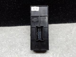 Кнопка стеклоподъемника передняя правая NISSAN ALTIMA L33 12-18
