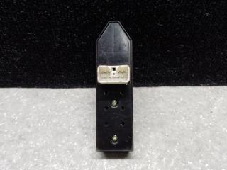 Кнопка стеклоподъемника передняя правая HYUNDAI SPORTAGE KM 04-10