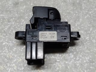 Кнопка стеклоподъемника задняя SENTRA B17 12-21