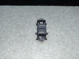 Кнопка стеклоподъемника задняя TOYOTA AURIS 06-12