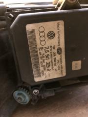 Фара левая TOUAREG 02-10