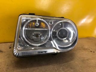 Фара левая CHRYSLER 300 04-10