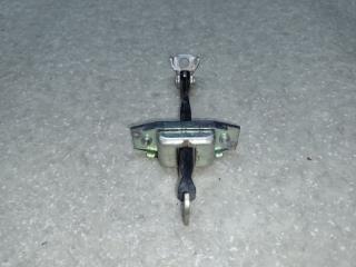 Ограничитель двери передний левый RAV4 13-19