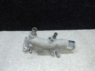 Фланец системы охлаждения VENZA 09-16 2009 3.5 2GR-FE