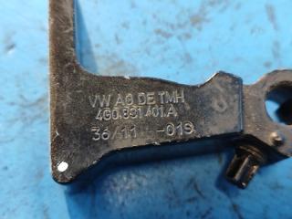 Петля двери AUDI A6 (C7) 11-18 CGXB 3.0T