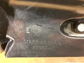 Фонарь наружный правый EDGE 15-