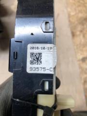 Кнопка стеклоподъемника передняя правая SORENTO UM 14- 2.2