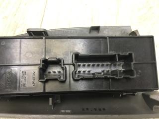 Блок управления стеклоподъемниками передний левый JUKE 10-19 2011 1.6 MR16DDT