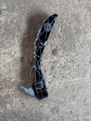 Кронштейн переднего бампера (на крыле) левый TOYOTA PRIUS - 20 03-11 1NZ-FXE 1.5L