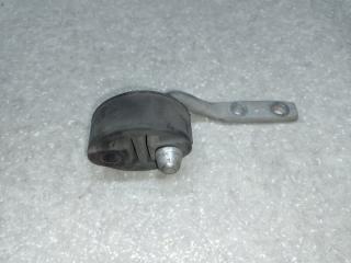 Крепление глушителя CAMRY 40 06-11