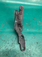 Петля крышки багажника левая X-TRAIL/ROGUE T32 13-20 2016 2.5 QR25DE