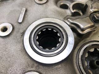 Крышка МКПП передняя AURIS 06-12