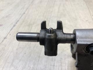 Вилка МКПП AURIS 06-12