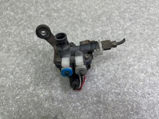 Клапан пневмоподвески передний LEXUS LS400 94-00