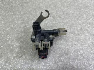 Клапан пневмоподвески передний LEXUS LS430 00-06