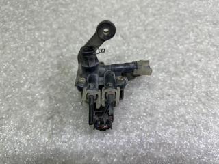 Клапан пневмоподвески передний LEXUS LS430 00-06