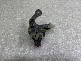 Клапан пневмоподвески передний LEXUS LS430 00-06