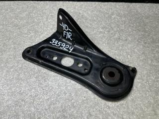 Крепление балки подвески переднее правое TOYOTA CAMRY 40 06-11