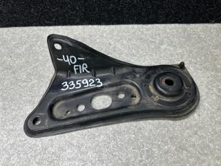 Крепление балки подвески переднее правое TOYOTA CAMRY 40 06-11