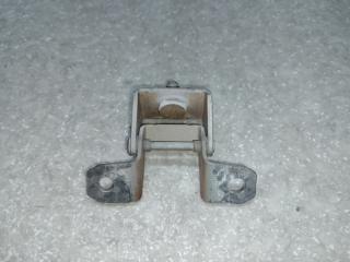 Петля крышки багажника TIIDA/VERSA C11 04-11