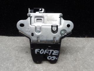 Замок крышки багажника FORTE/CERATO TD 08-13