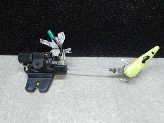 Замок крышки багажника TOYOTA SOLARA 03-09