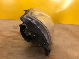 Фара правая AVENSIS 03-08