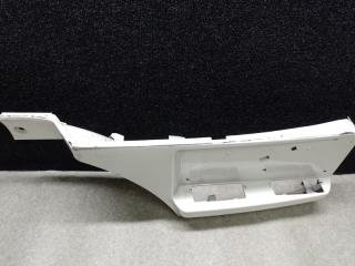 Накладка крышки багажника левая RAV4 05-12