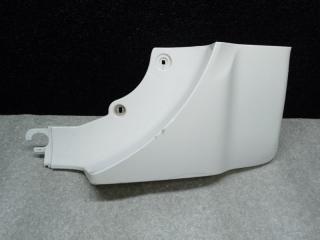 Накладка крышки багажника правая TOYOTA RAV4 05-12