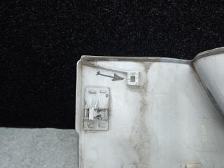 Накладка крышки багажника правая TOYOTA RAV4 05-12