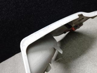 Накладка крышки багажника правая RAV4 05-12