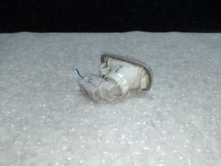 Повторитель поворота в крыло передний TOYOTA LAND CRUISER PRADO 120 02-09