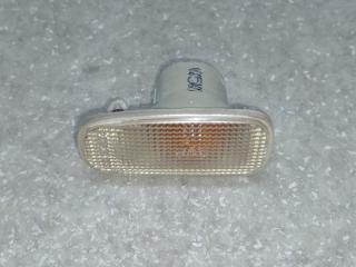 Повторитель поворота в крыло передний TOYOTA LAND CRUISER PRADO 120 02-09