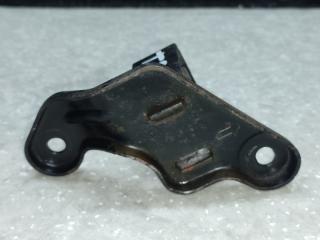 Крепление глушителя переднее X-TRAIL T30 01-07