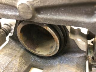 Суппорт тормозной передний правый SENTRA B17 12-21