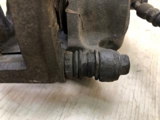 Суппорт тормозной передний правый SENTRA B17 12-21