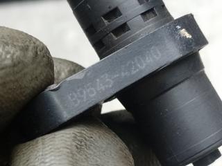 Датчик ABS передний левый TOYOTA RAV4 00-05