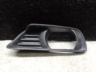 Накладка противотуманной фары передняя левая TOYOTA CAMRY 40 06-11